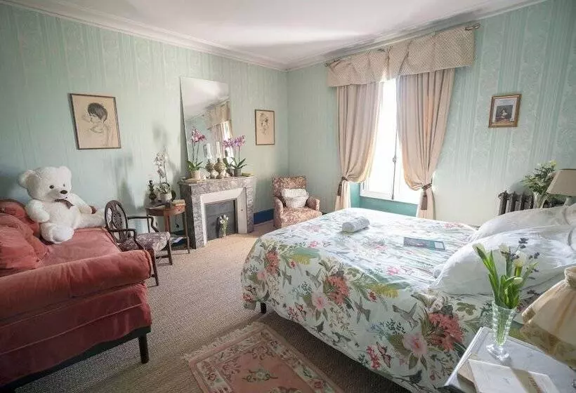 ペンション Le Chateau De La Tourlandry   Puy Du Fou