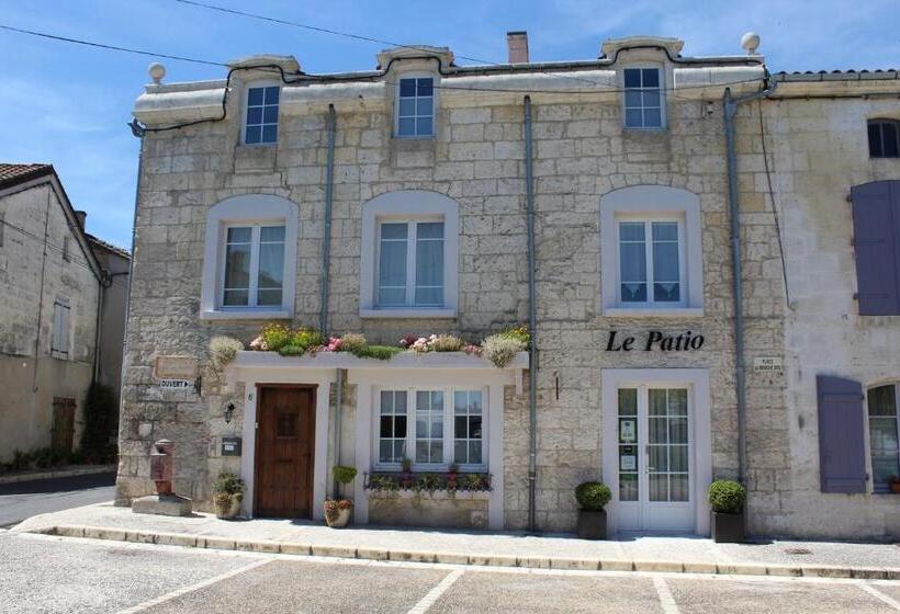 פנסיון Le Patio Chambres Et Tables D Hôtes