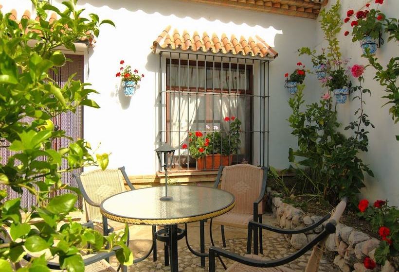Cosy Cottage In Antequera With Swimming Pool
