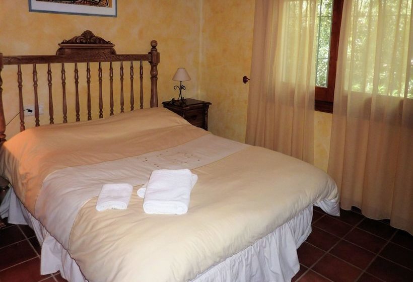 Cosy Cottage In Antequera With Swimming Pool