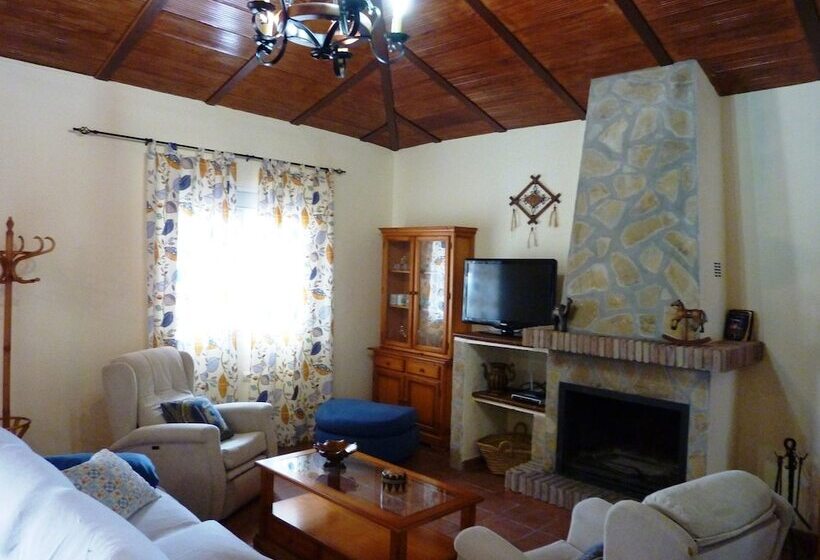 Detached Rural And Rustic House With A Private Swimming Pool