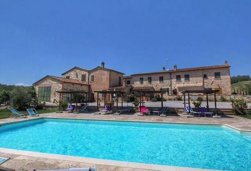 Gorgeous Cottage In Asciano With Swimming Pool