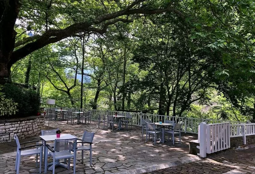 هتل Konitsa River Whisper  Gefyri Triple Suite