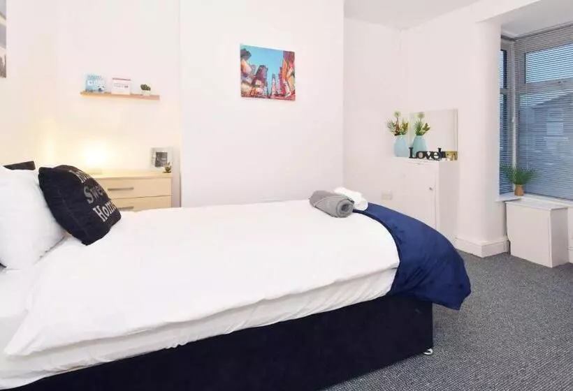 ベッドアンドブレックファースト Townhouse @ Hanley Road Stoke