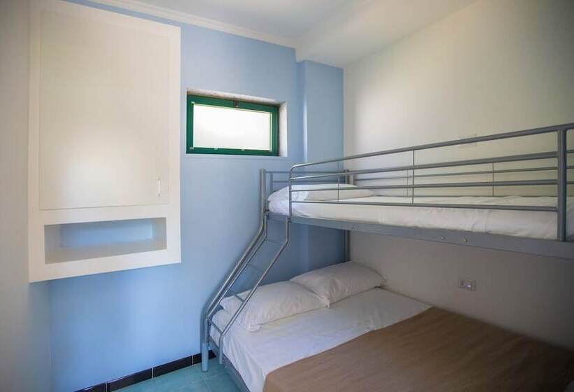 Отель Happy Camp Mobile Homes In Camping Village Paestum