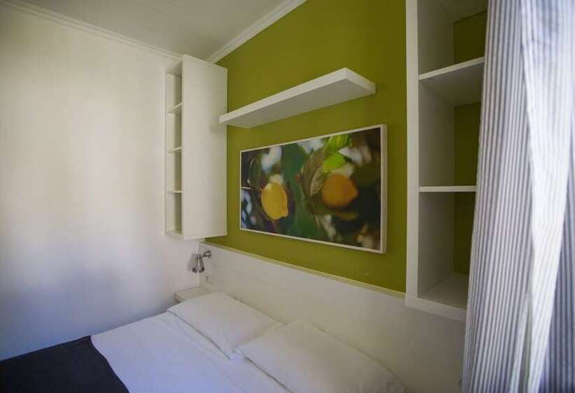 Отель Happy Camp Mobile Homes In Camping Village Paestum