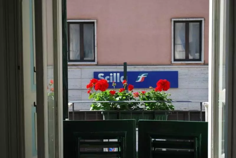 Hotelli Le Sirene Scilla