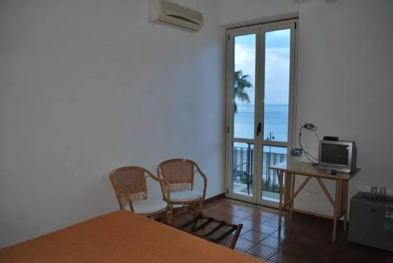 Hotelli Le Sirene Scilla