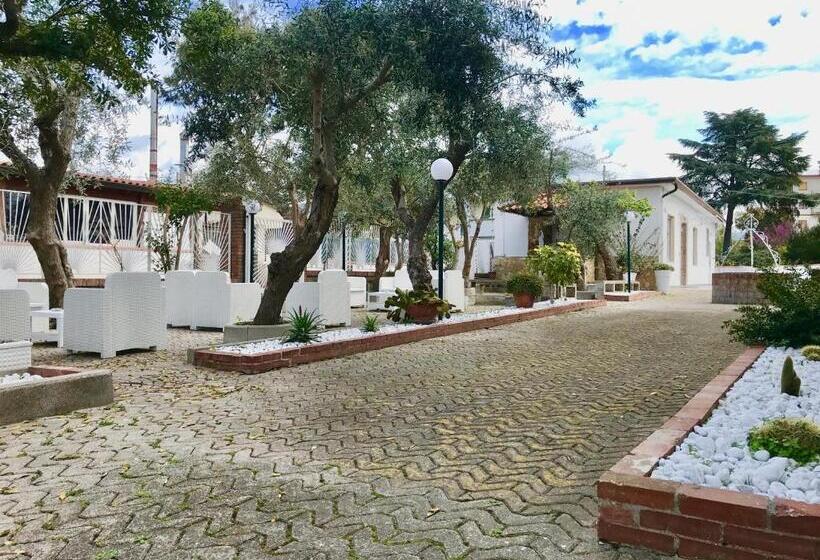 بنسيون Affittacamere Villa Paestum