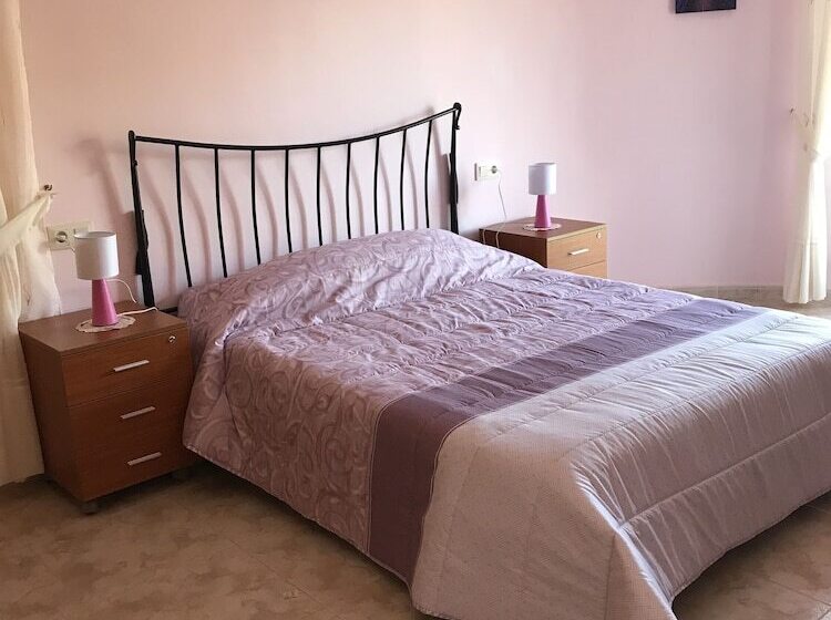 ペンション Villa Belvedere By Lago Pergusa