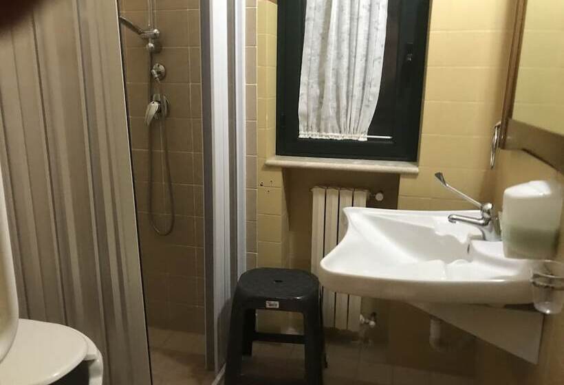 ペンション Villa Belvedere By Lago Pergusa