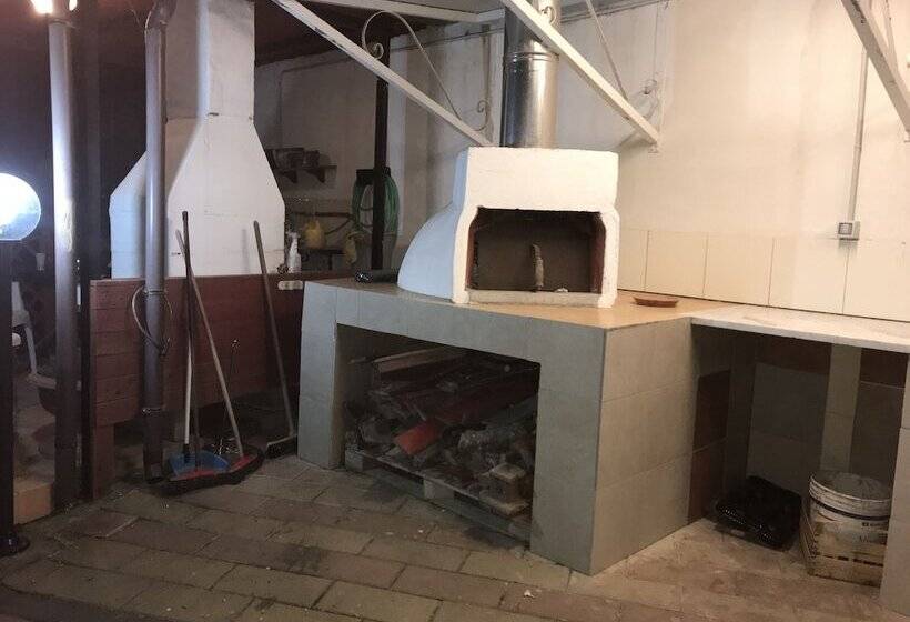 ペンション Villa Belvedere By Lago Pergusa