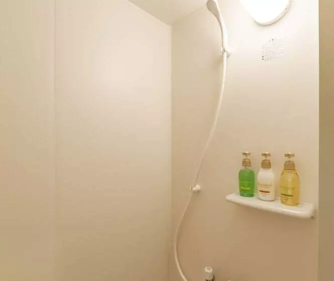 Plat Hostel Keikyu Haneda Home