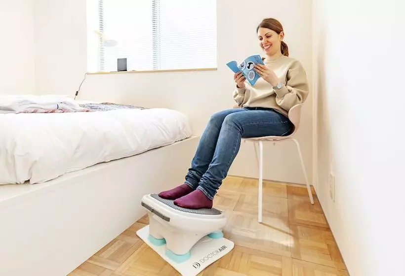 Plat Hostel Keikyu Haneda Home