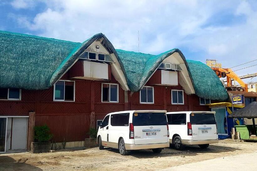 Blue Lagoon Inn, Pagudpud