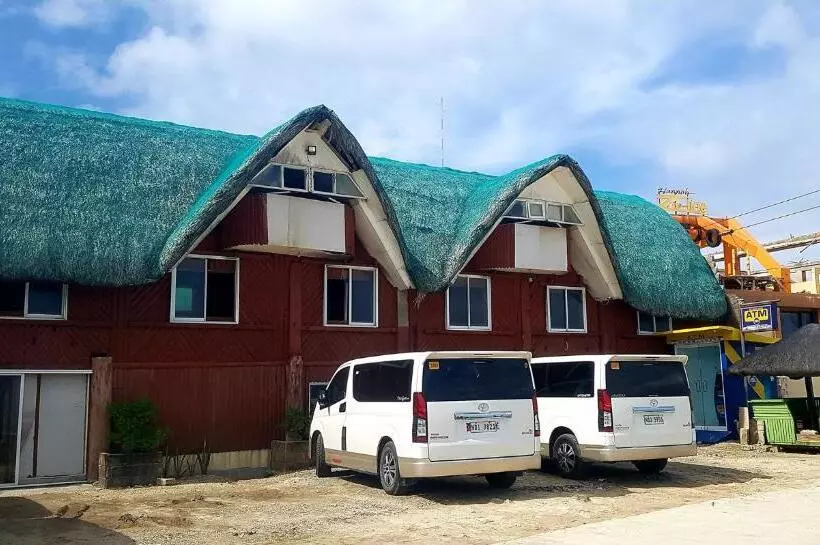 Blue Lagoon Inn, Pagudpud