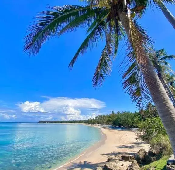 Blue Lagoon Inn, Pagudpud