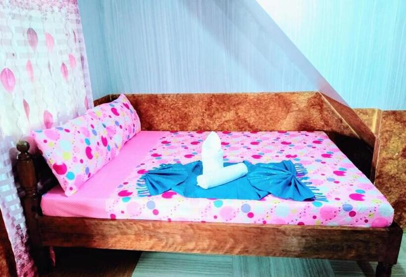 Blue Lagoon Inn, Pagudpud