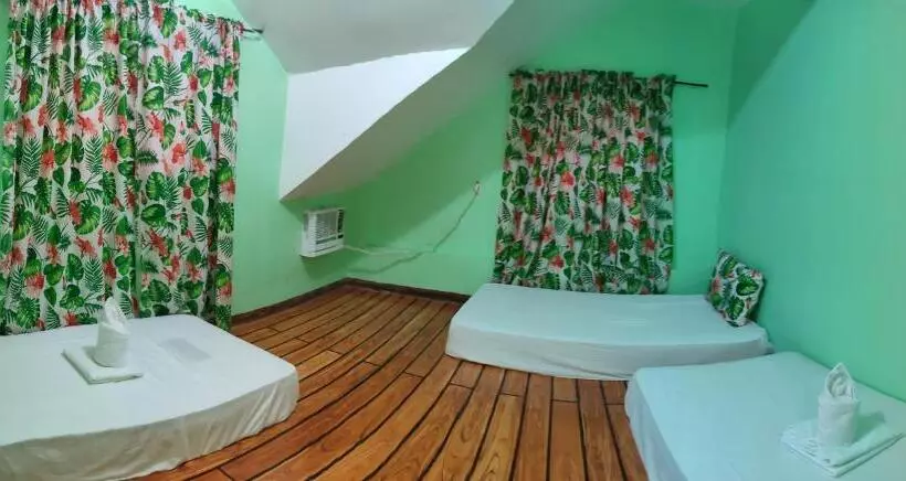 Blue Lagoon Inn, Pagudpud