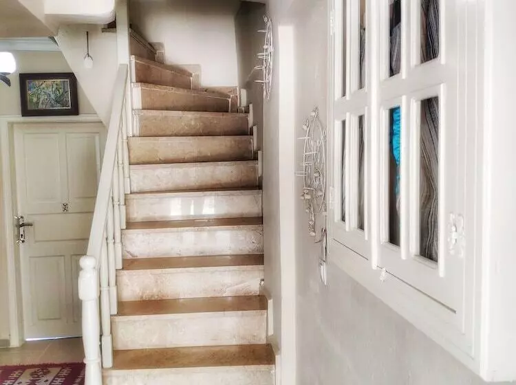 هتل Adamarin Terrace