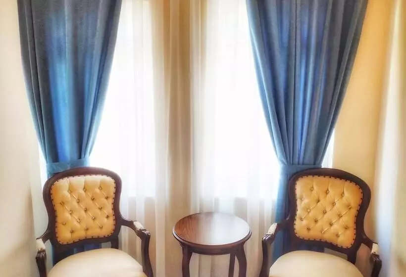 هتل Adamarin Terrace