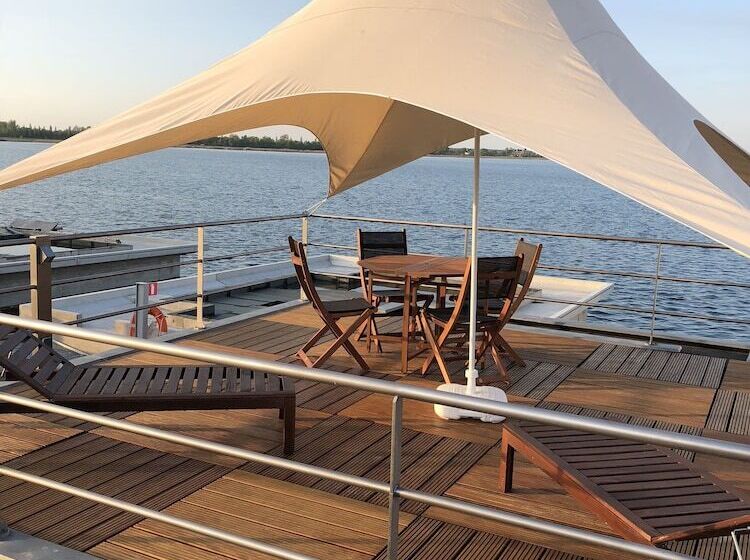 Отель Hausboot Harmonie