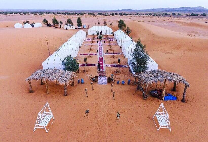 فندق Merzouga Paradise Luxury Camp