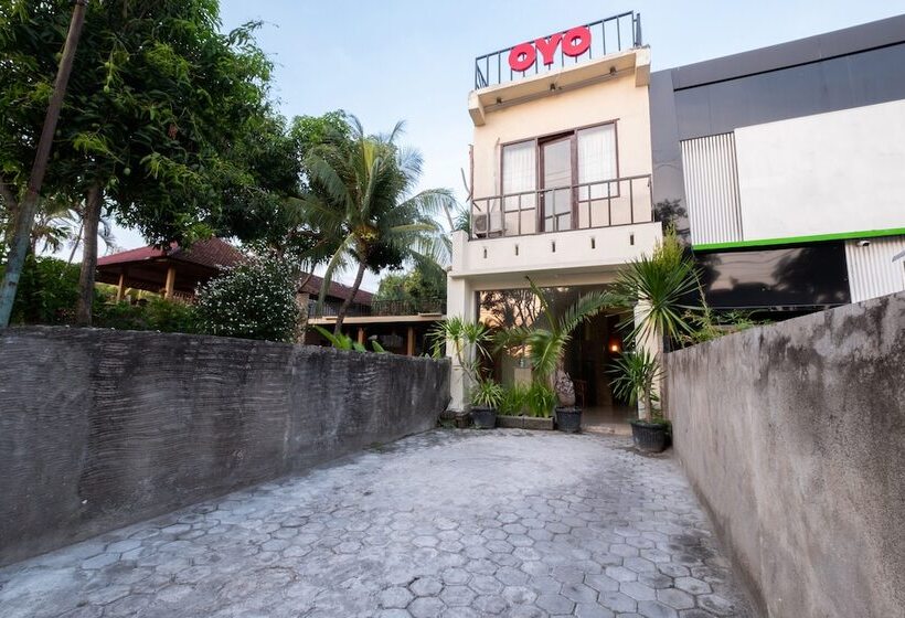 酒店 Oyo 1695 Royal Senggigi