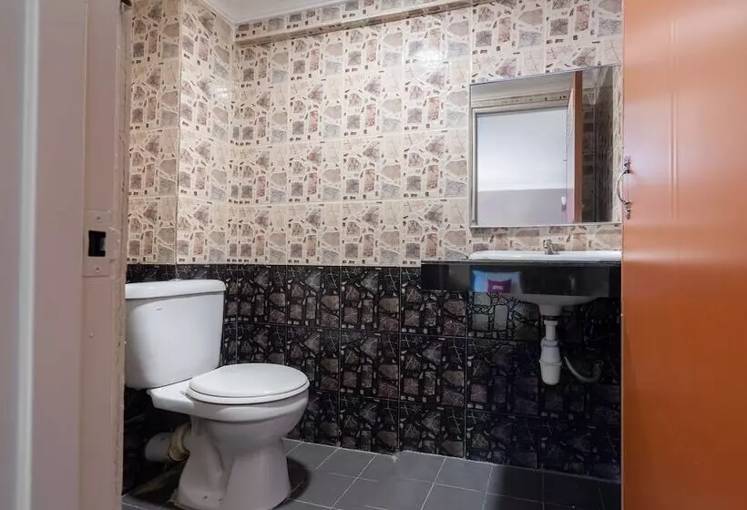 Hotelli Oyo 89844 Green Villa