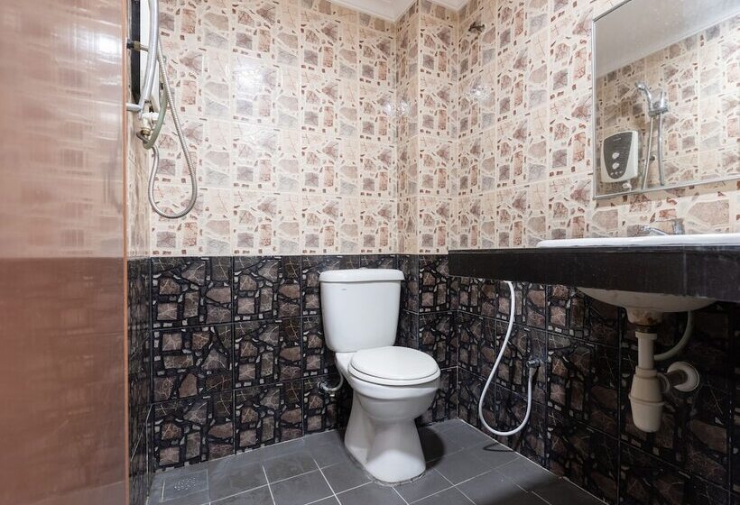 هتل Oyo 89844 Green Villa