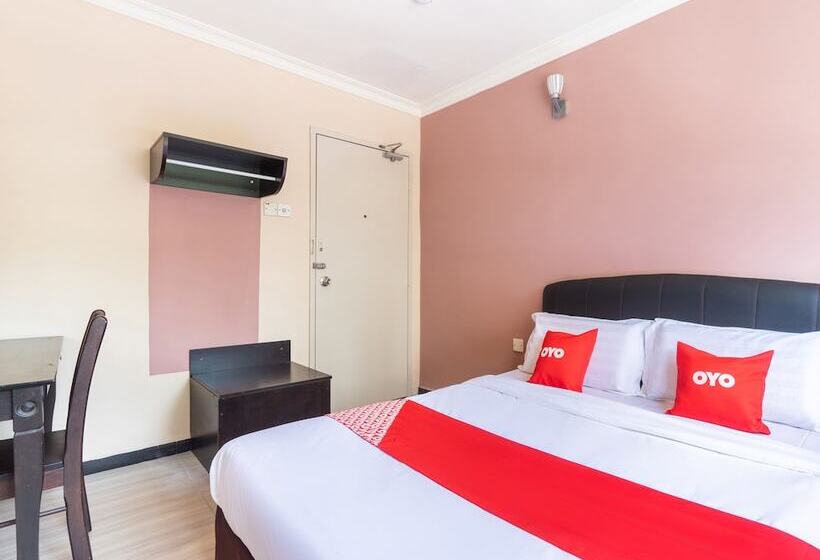 هتل Oyo 89844 Green Villa