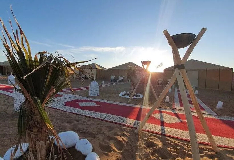 Hotelli Tangerine Sky Camp