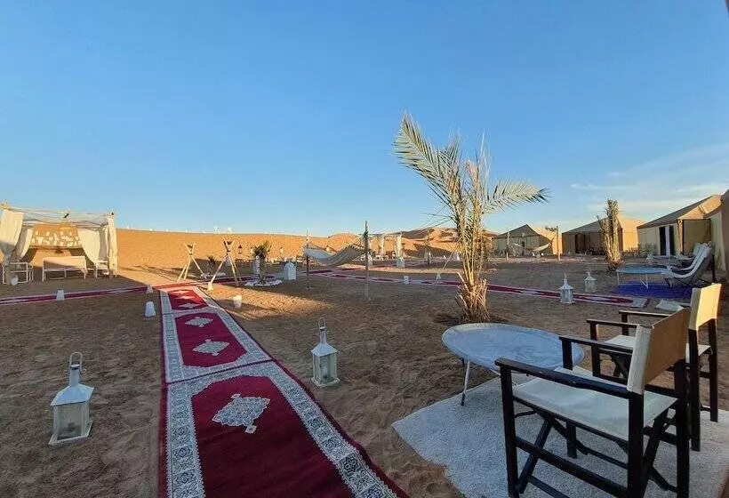 Hotelli Tangerine Sky Camp