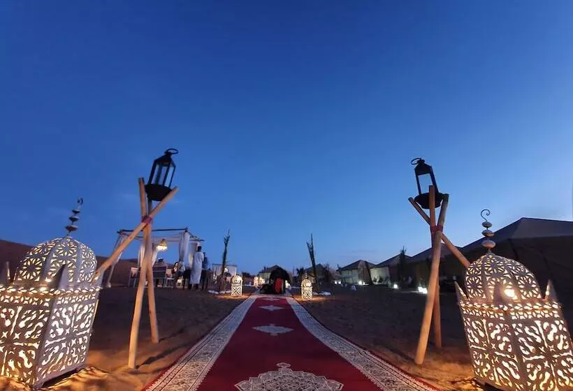 Hotelli Tangerine Sky Camp