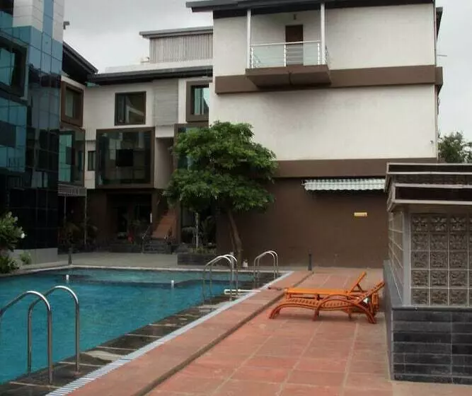 ホテル Vinnca Krishna Park