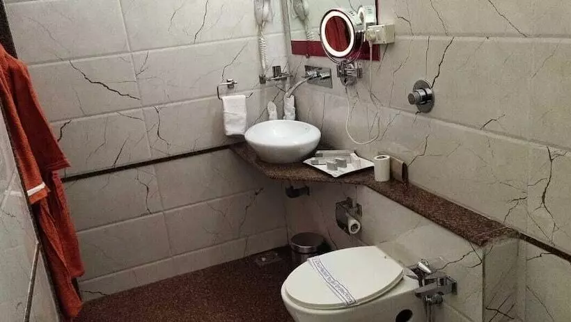 ホテル Vinnca Krishna Park