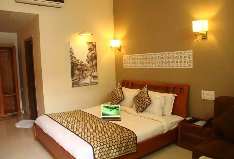 ホテル Vinnca Krishna Park