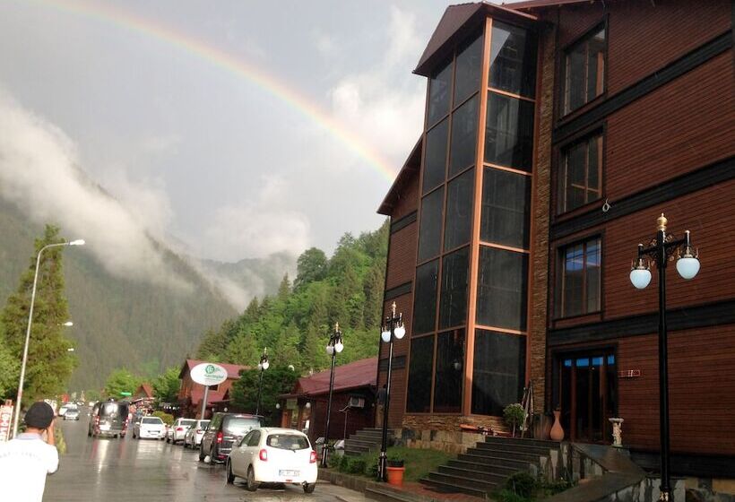 Inanlar Garden Hotel & Bungalow