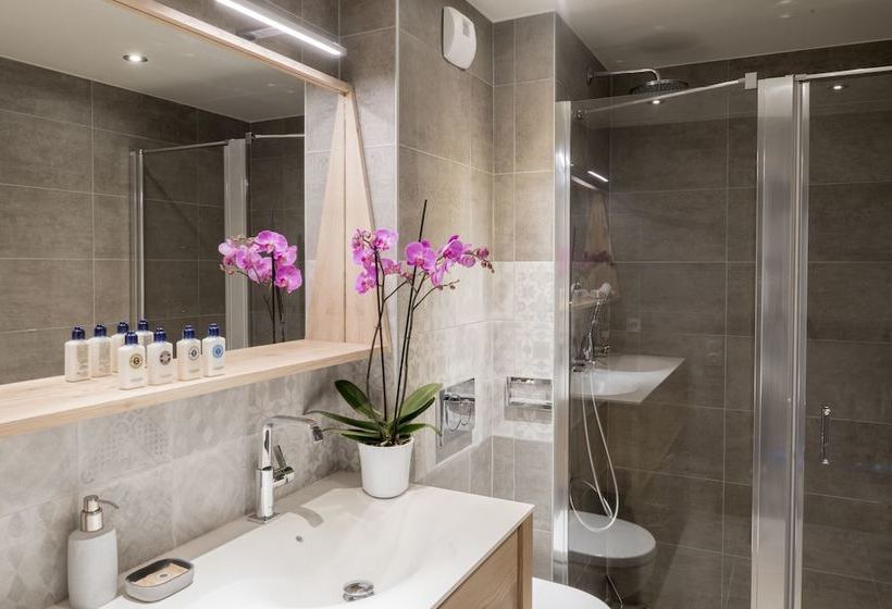 Mammoth Lodge Apartment T2 Cabin D04