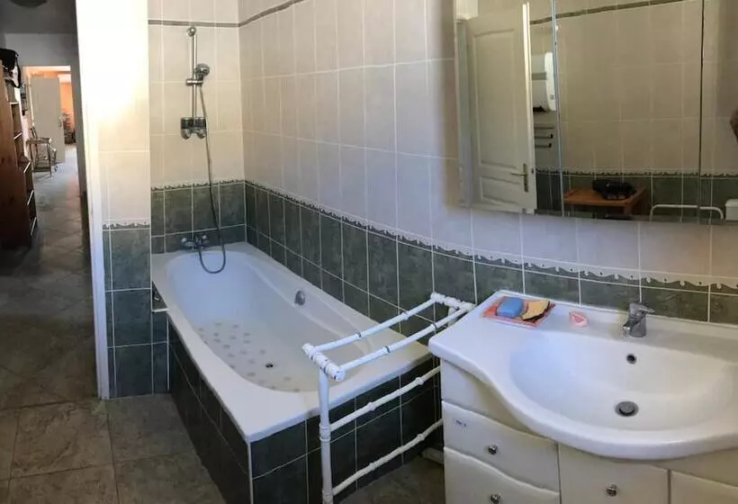 ペンション Chambre 3 Beziers Villeneuve