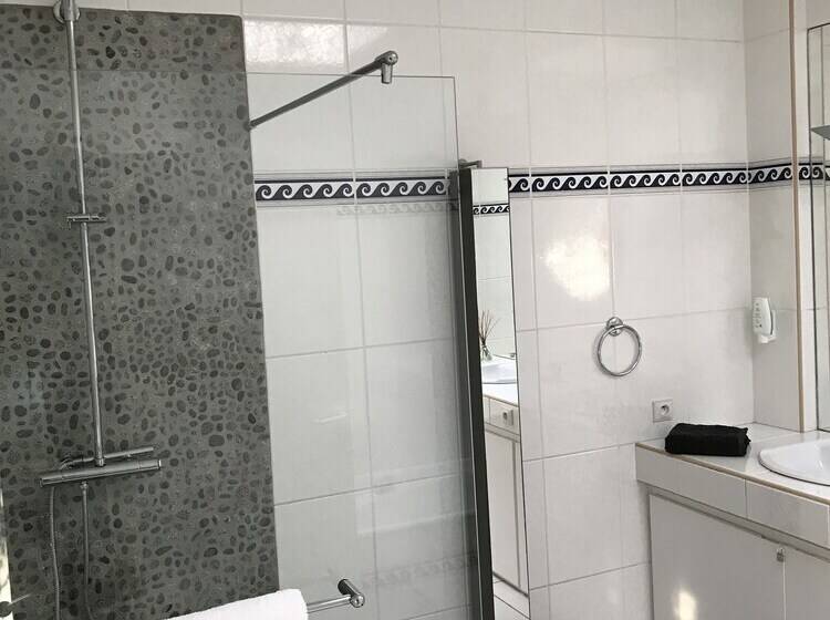 بنسيون Essen Ciel