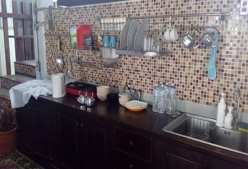 پانسیون The Local Story Home Stay 2