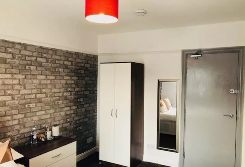 پانسیون Townhouse At 3 Balliol St