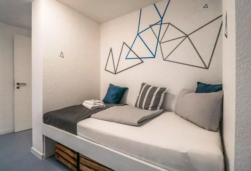 Private Hostel Room   City Center 1c