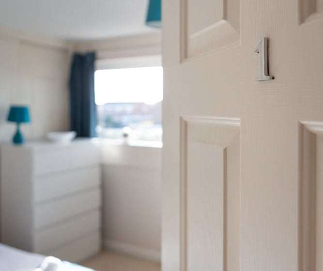 レジデンス Lancaster Close Serviced Accommodation