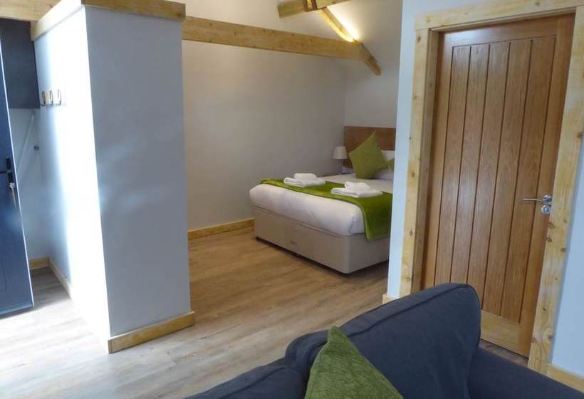 The Stables Upper Cottage 9