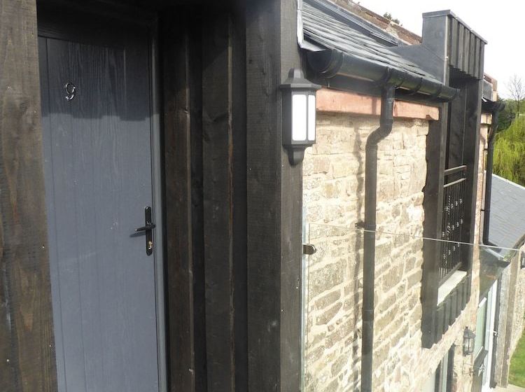 The Stables Upper Cottage 9