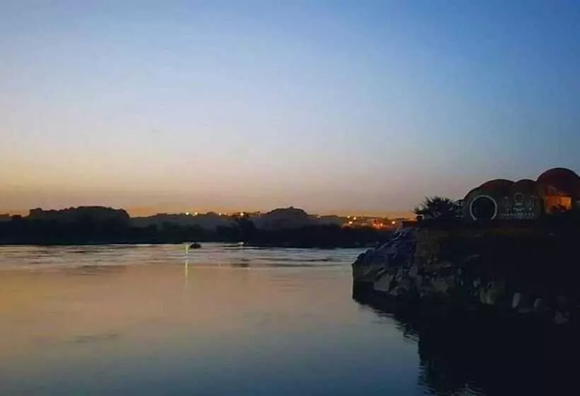 تختخواب و صبحانه Anakato Kiki