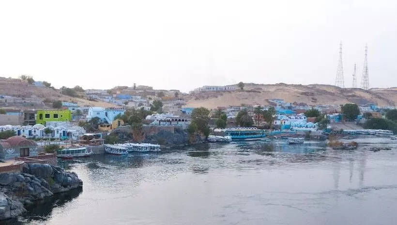 تختخواب و صبحانه Anakato Kiki