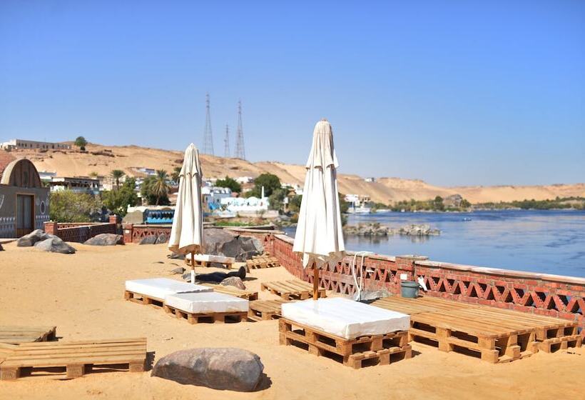 تختخواب و صبحانه Anakato Kiki